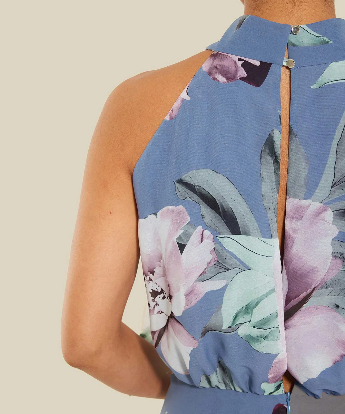 swing_halter_dress_floral_1.webp Halter Dress Floral Print*Swing Shop