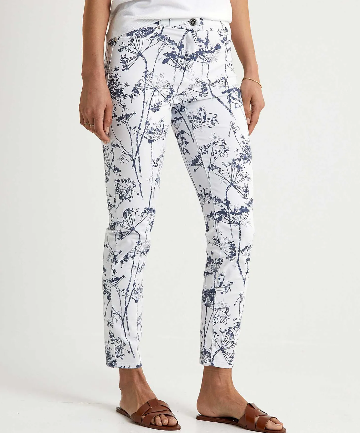 toni_slim_fit_pants_print_3.webp Slim Fit Pants Print Jenny*TONI Fashion