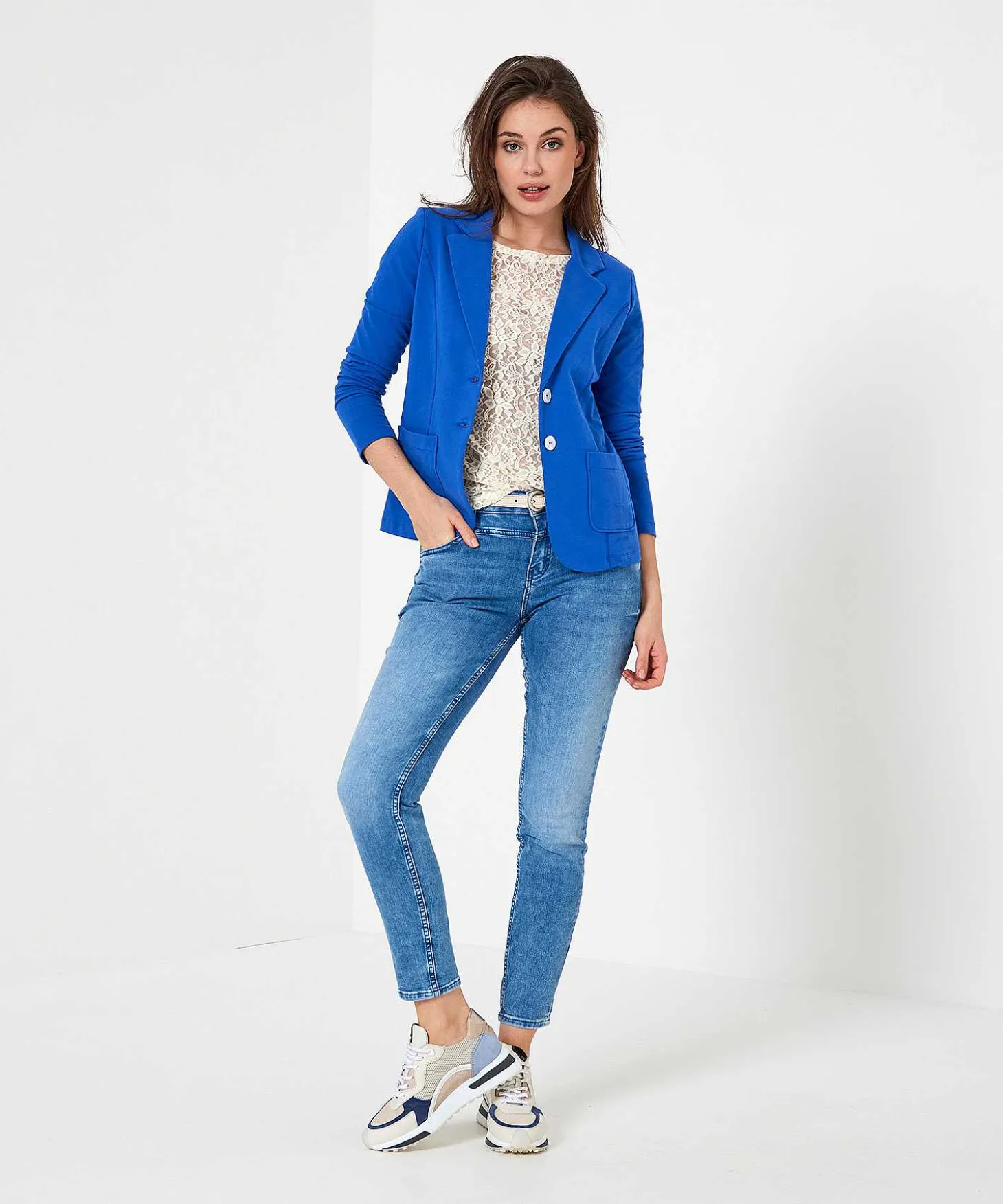 top_lace_2-1.webp Top Lace** Best