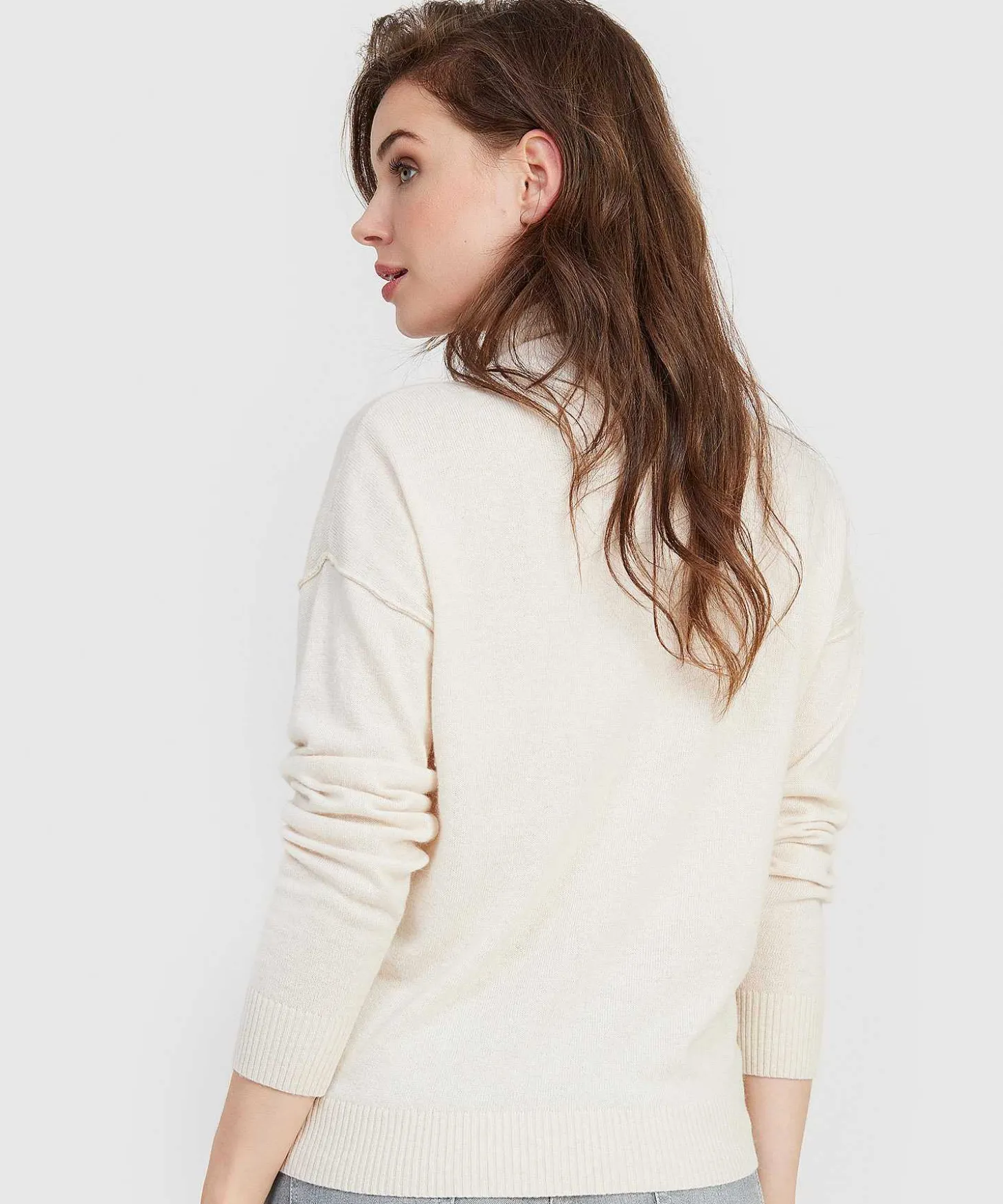 turtleneck_rolled_collar_0.webp Turtleneck Rolled Collar** Best