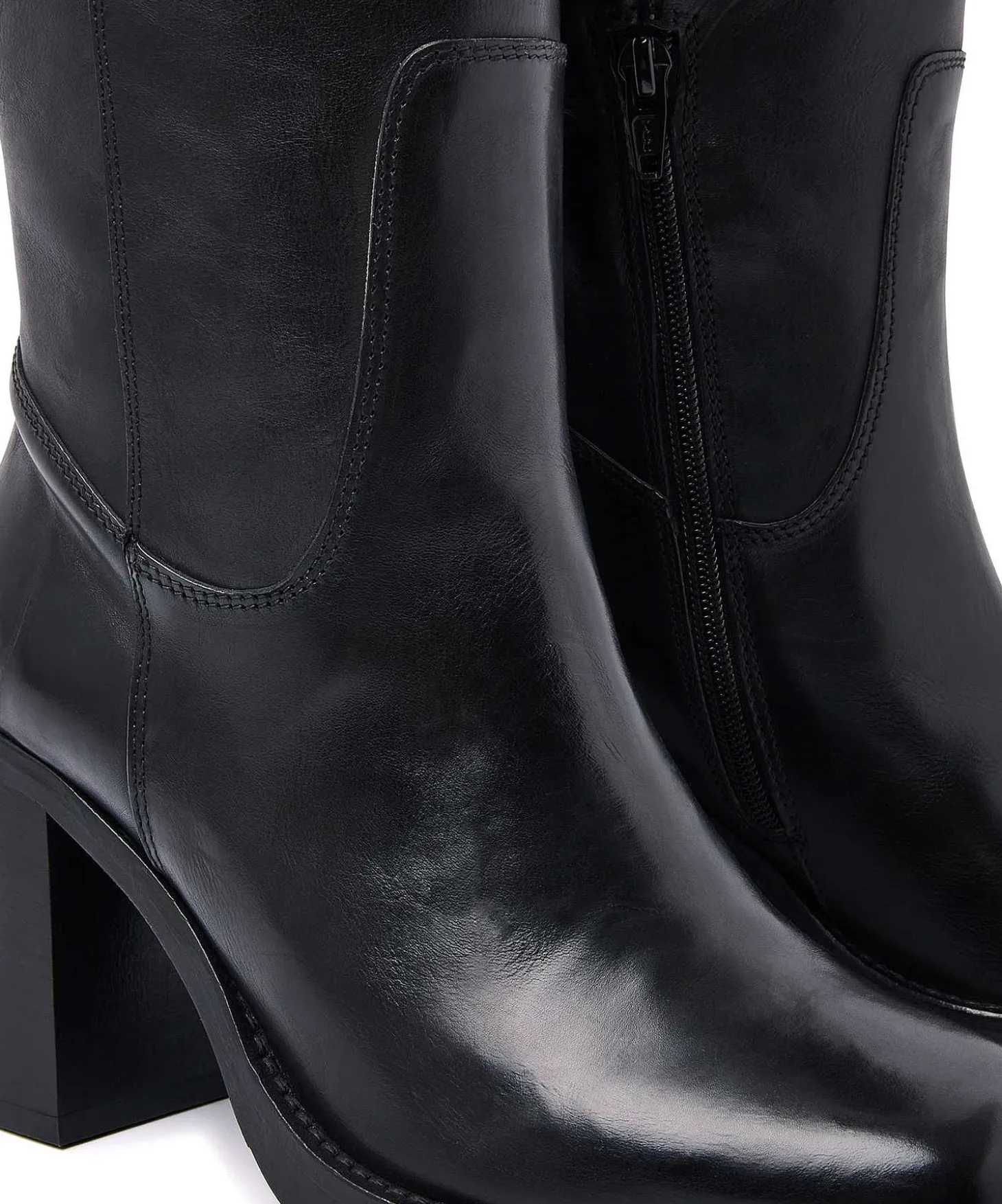 via_vai_high_boot_avery_k_2.webp High Boot Avery Kace*VIA VAI Fashion