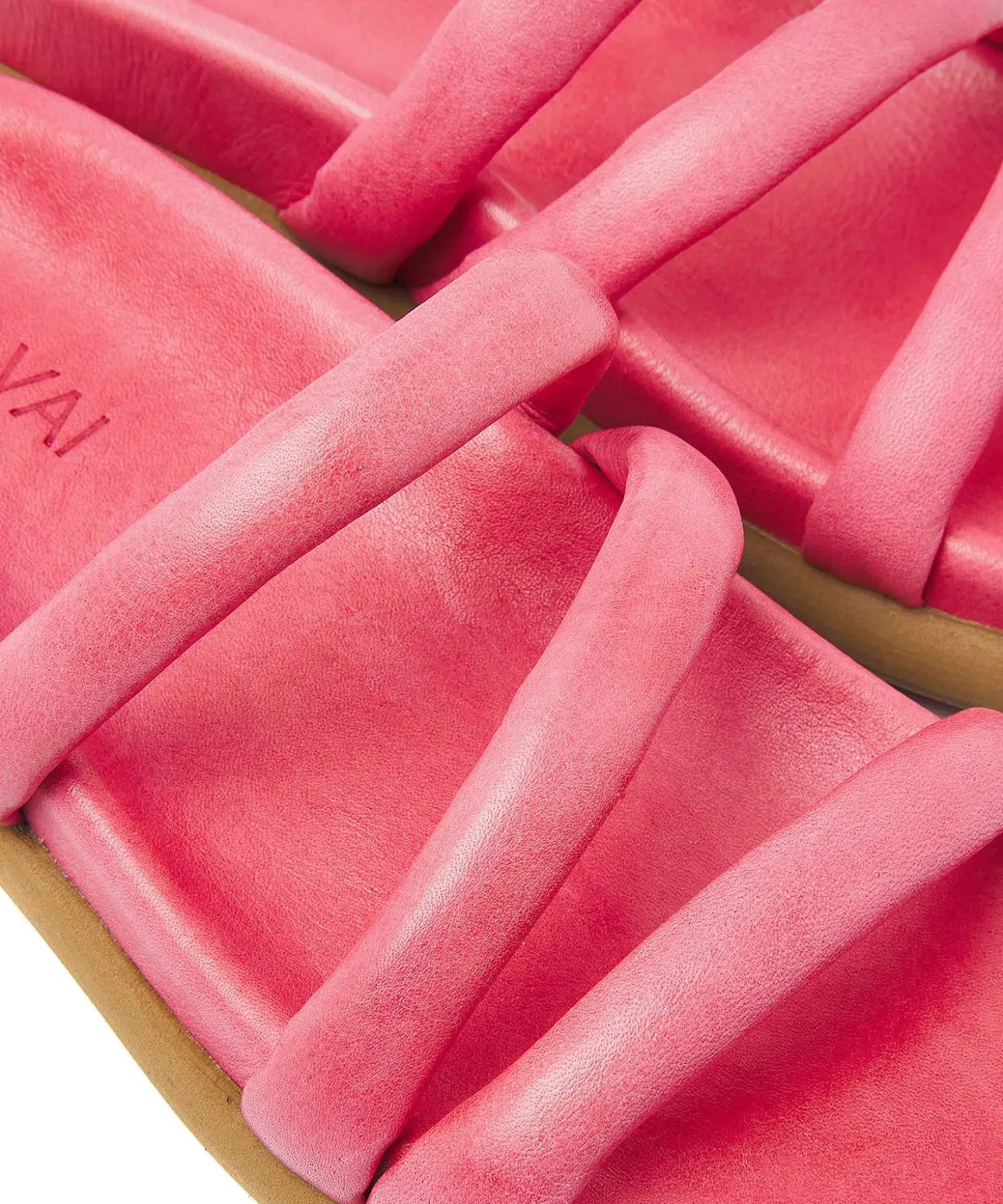 via_vai_leather_slipper_c_1.webp Leather Slipper Candy Pop*VIA VAI Fashion