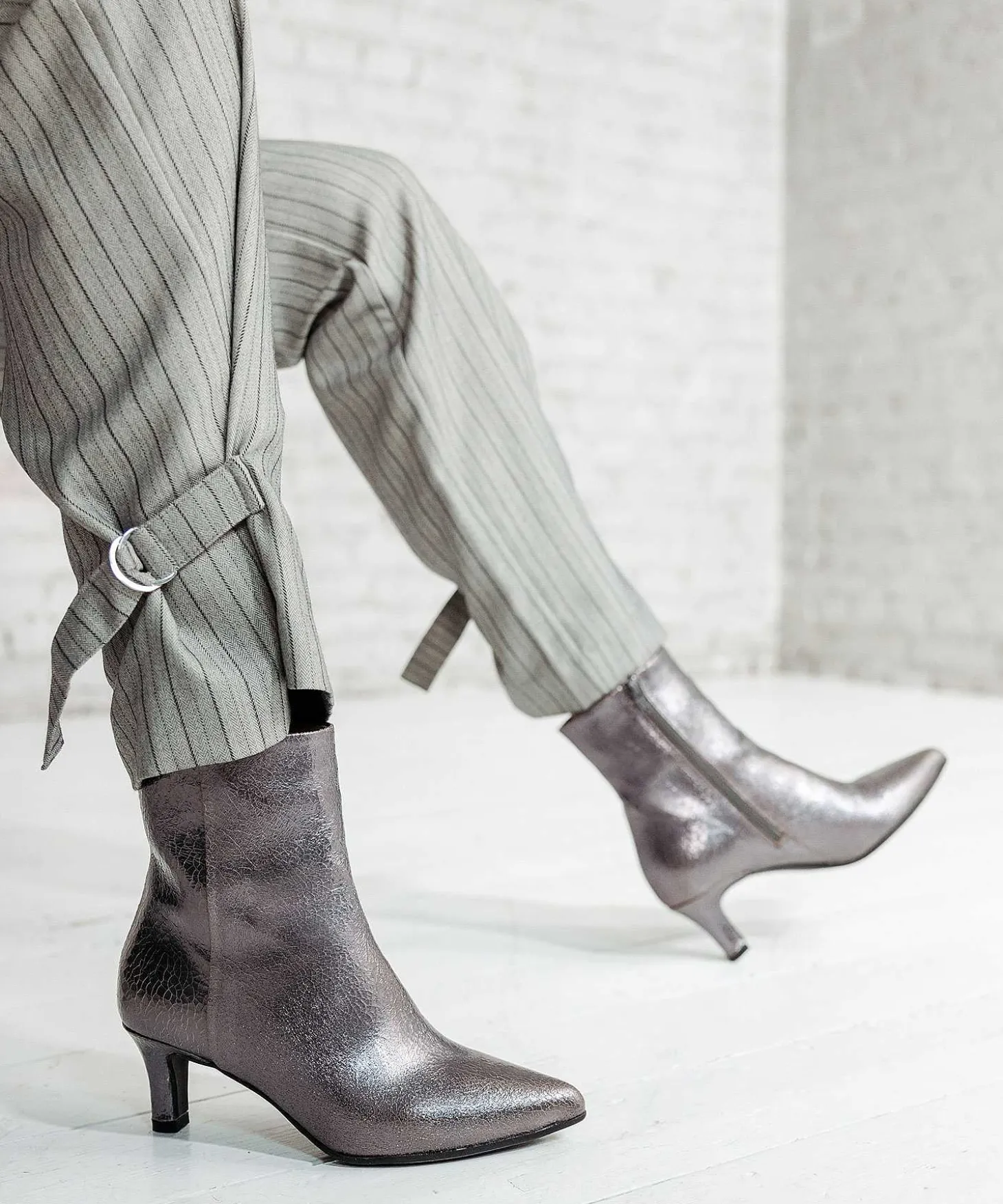 via_vai_metallic_ankle_bo_1.webp Metallic Ankle Boot Leather Noah Lou*VIA VAI New