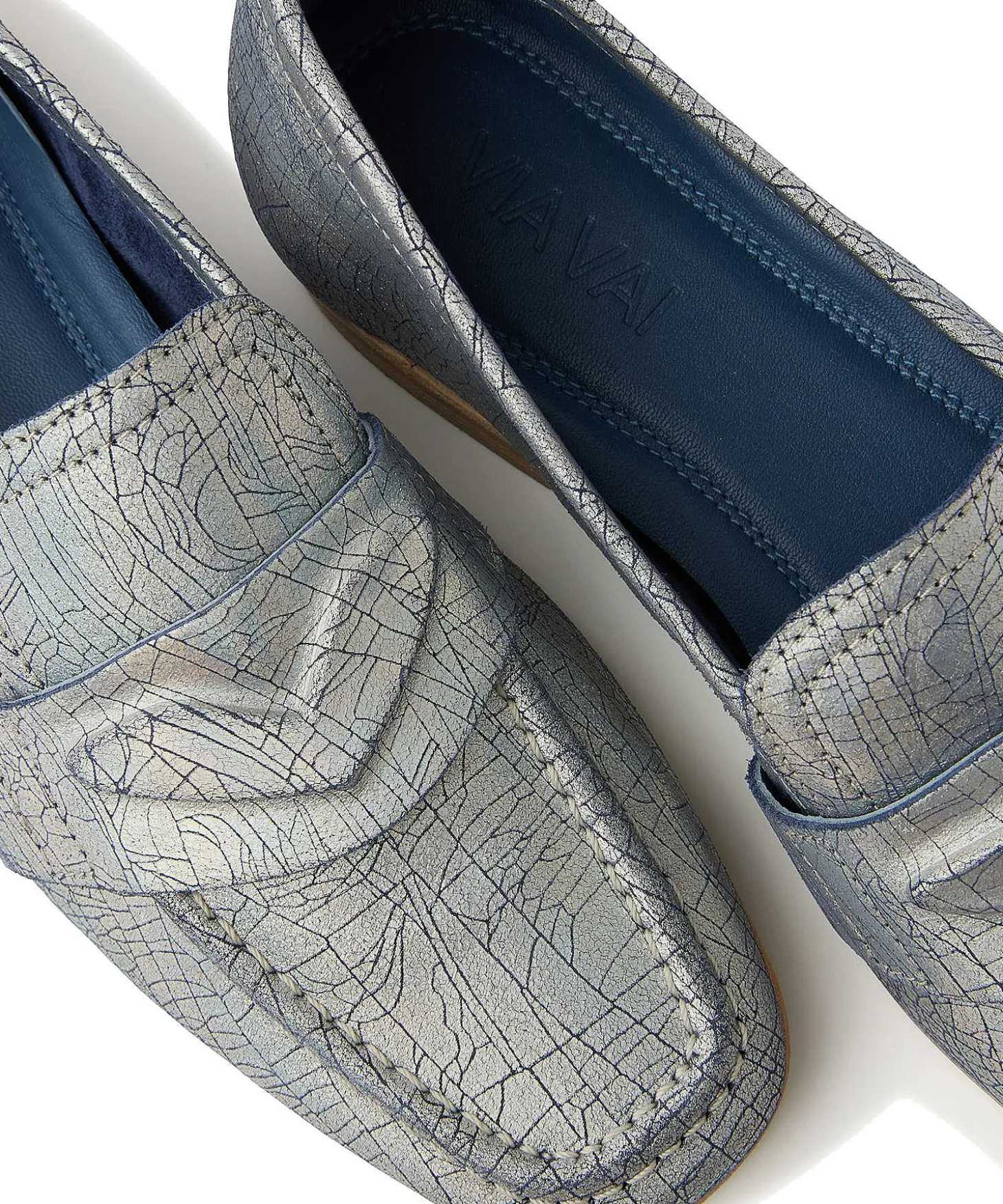 via_vai_metallic_loafer_c_2-1.webp Metallic Loafer Chiara Ray*VIA VAI New